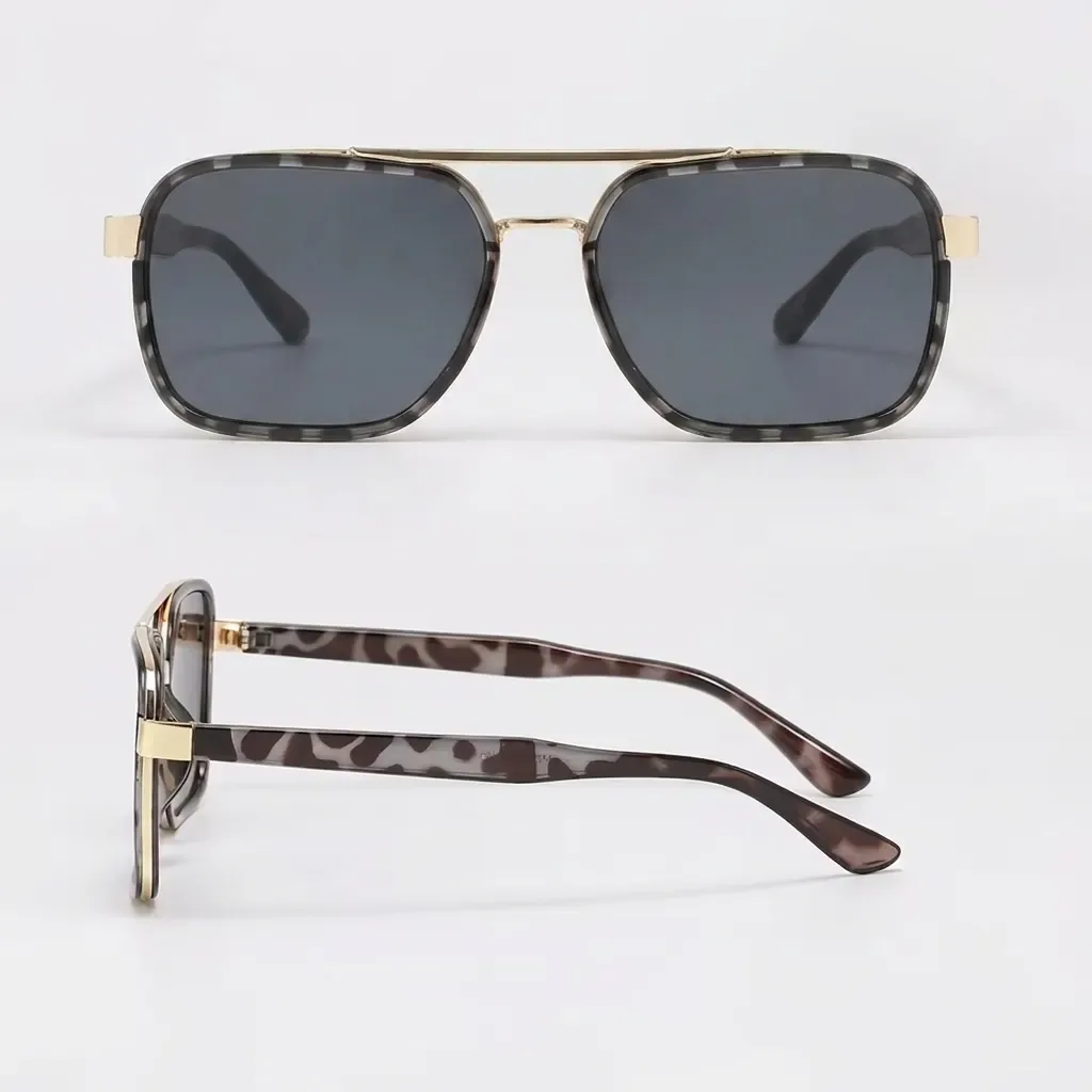 Gafas Oslo sobre fondo blanco (foto real)