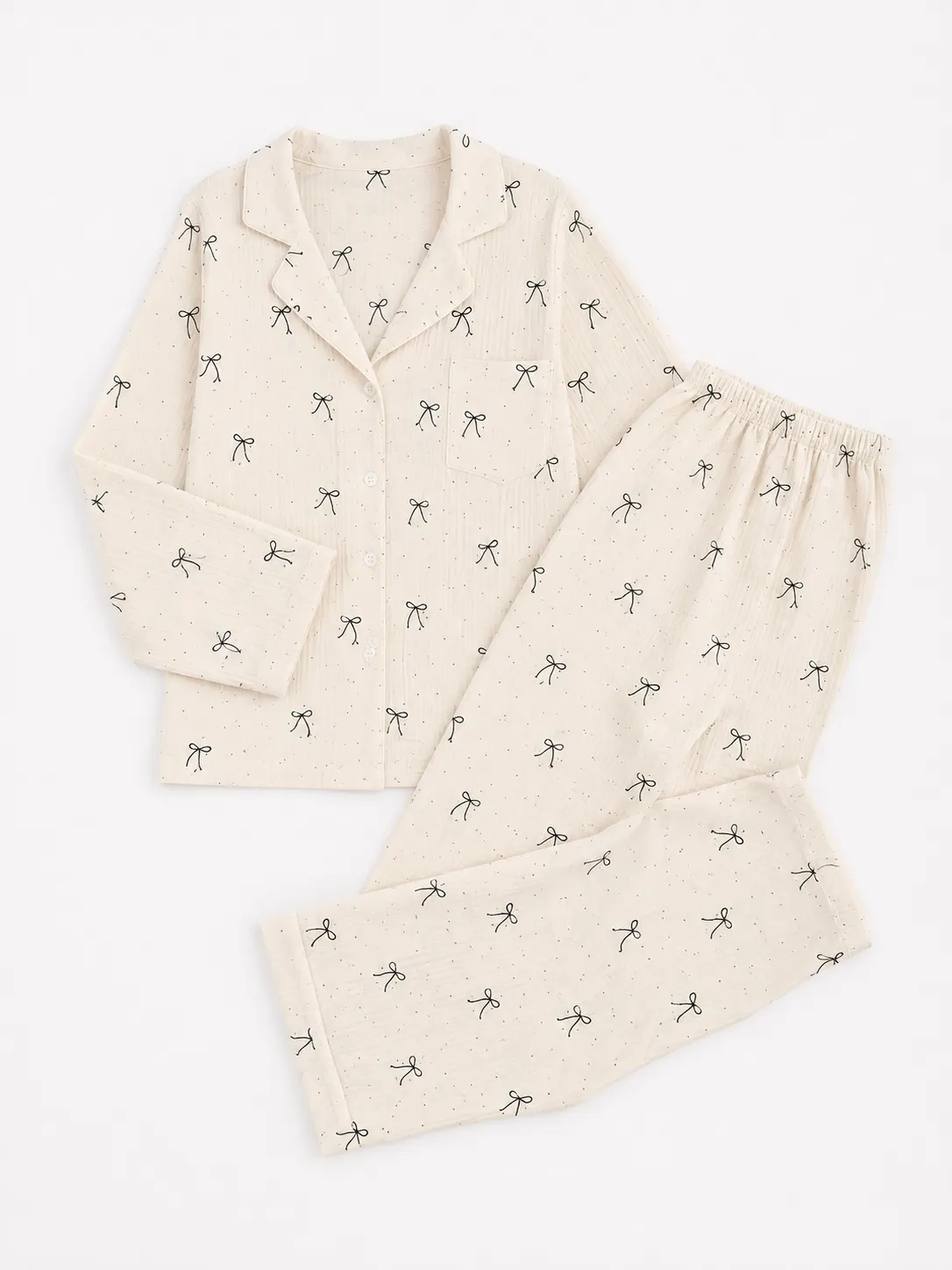 Pijama Moños extendida en plano, camisa y pantalón