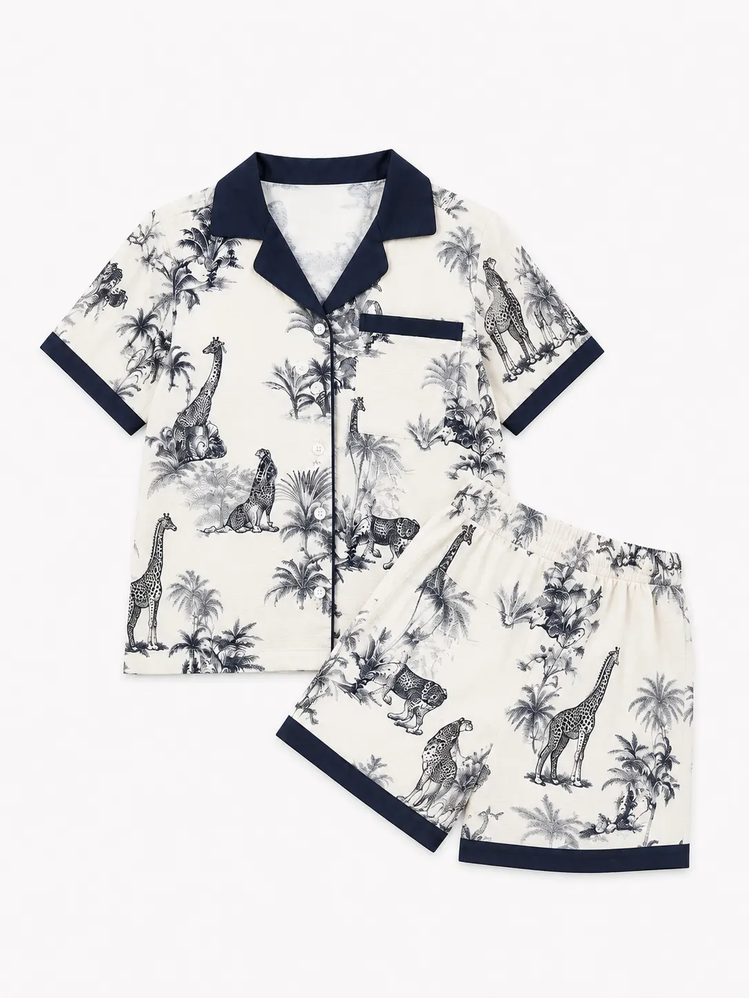Pijama Safari (corta) extendida en plano, camisa y pantalón